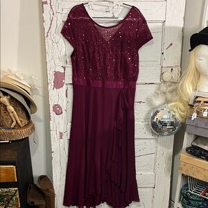 NWT Miusol Burgundy High Low Sequin Dress Zip Back Closure XXL ➡️ 22”-24” ⬇️ 51”
